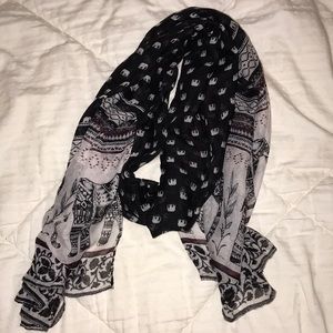 ELEPHANT SCARF
